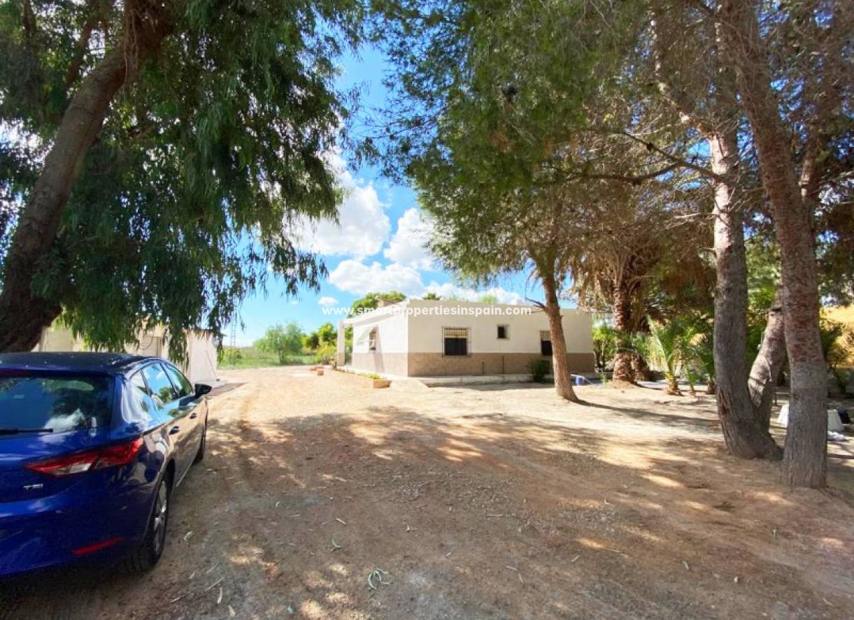 Wiederverkauf - Finca - La Marina - Urbanización La Marina