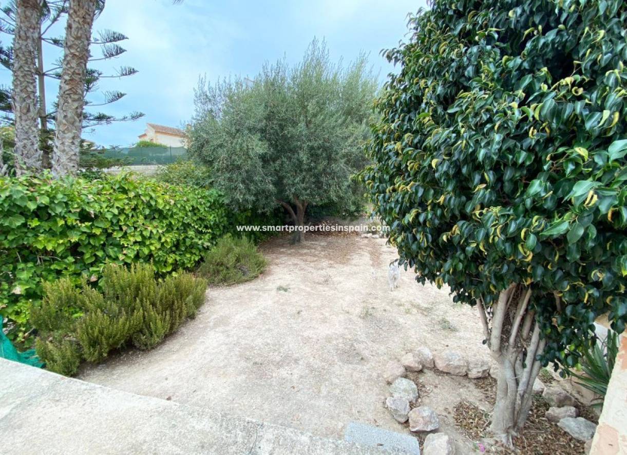 Wiederverkauf - Finca - La Marina - Urbanización La Marina