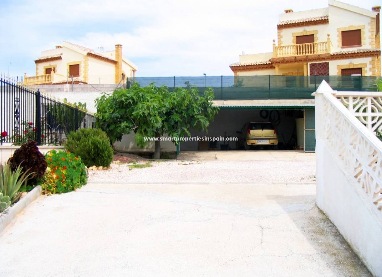 Wiederverkauf - Finca - La Marina - Urbanización La Marina