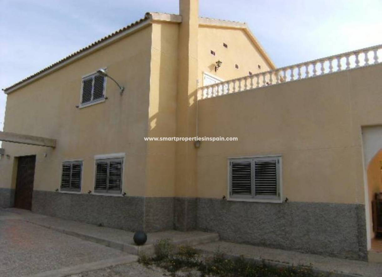 Wiederverkauf - Finca - Matola - Crevillente