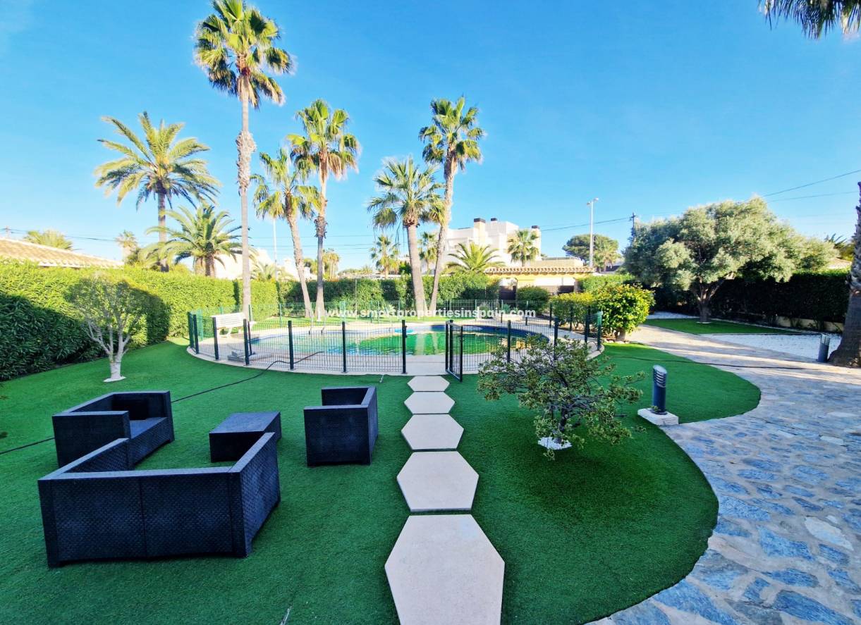 Wiederverkauf - Freistehendes Haus - Campoamor1 - Lomas de Cabo Roig