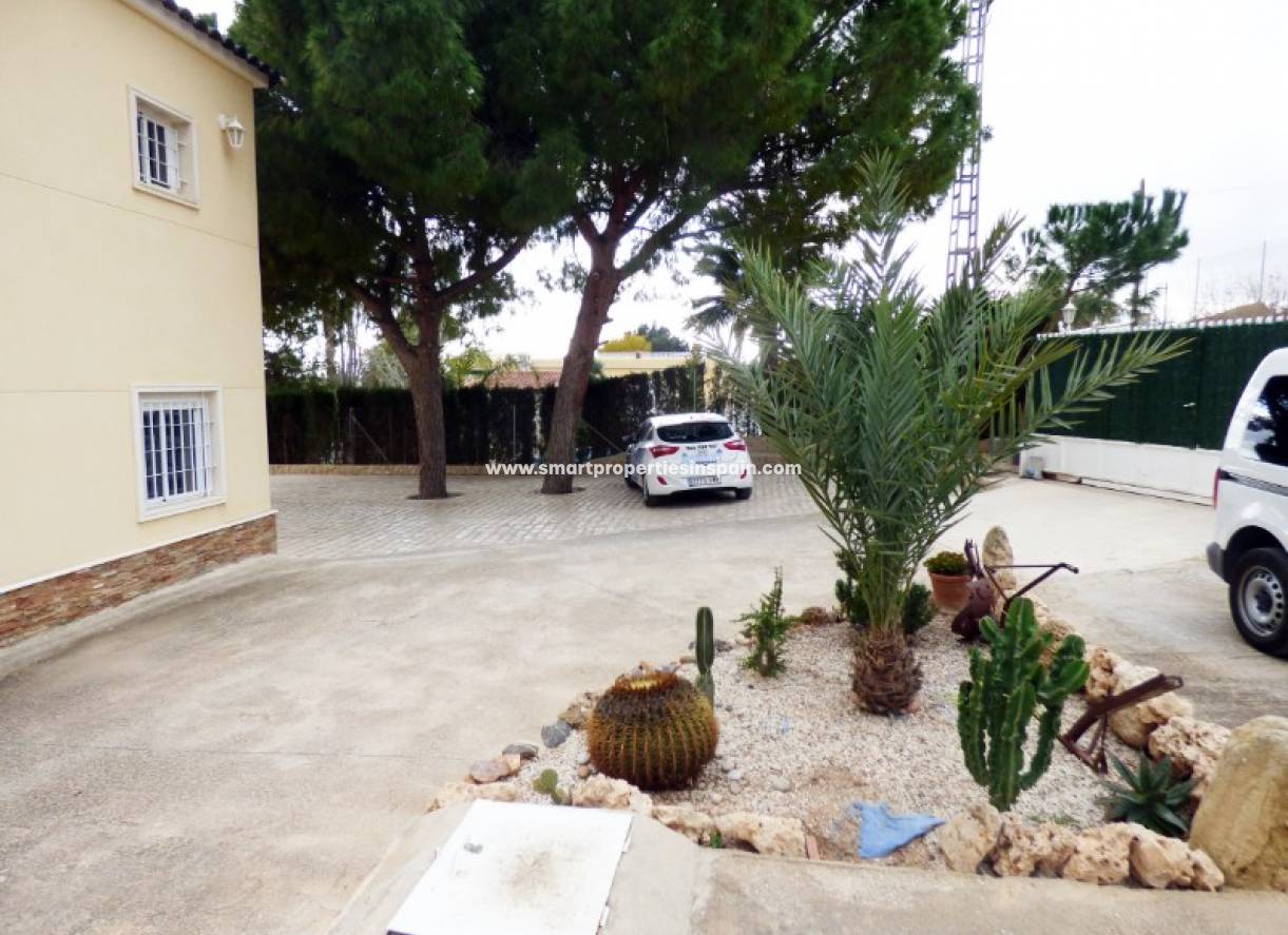 Wiederverkauf - Freistehendes Haus - Elche