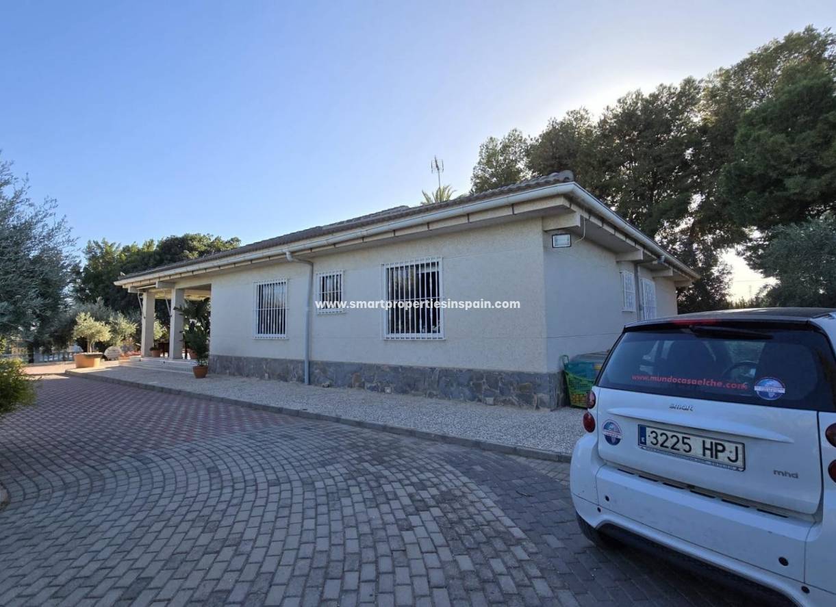 Wiederverkauf - Freistehendes Haus - Elche