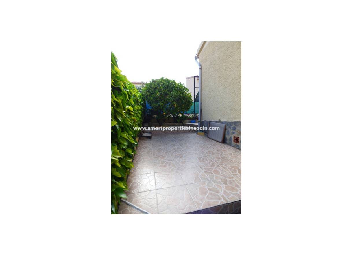 Wiederverkauf - Freistehendes Haus - La Marina - Urbanización La Marina