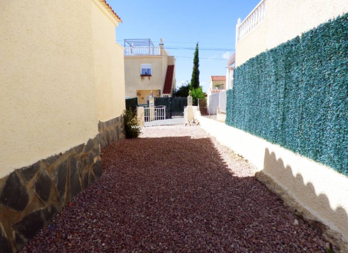 Wiederverkauf - Freistehendes Haus - La Marina - Urbanización La Marina