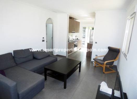 Wiederverkauf - Freistehendes Haus - La Marina - Urbanización La Marina
