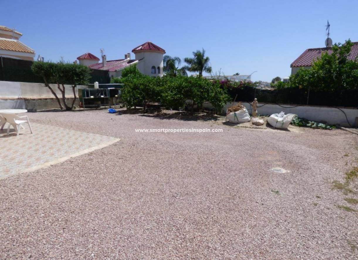 Wiederverkauf - Freistehendes Haus - La Marina - Urbanización La Marina