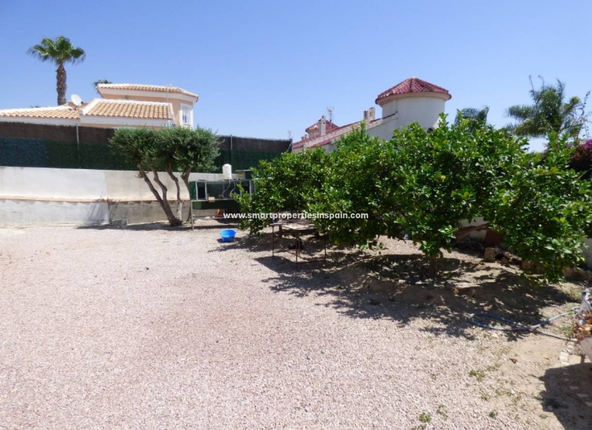 Wiederverkauf - Freistehendes Haus - La Marina - Urbanización La Marina