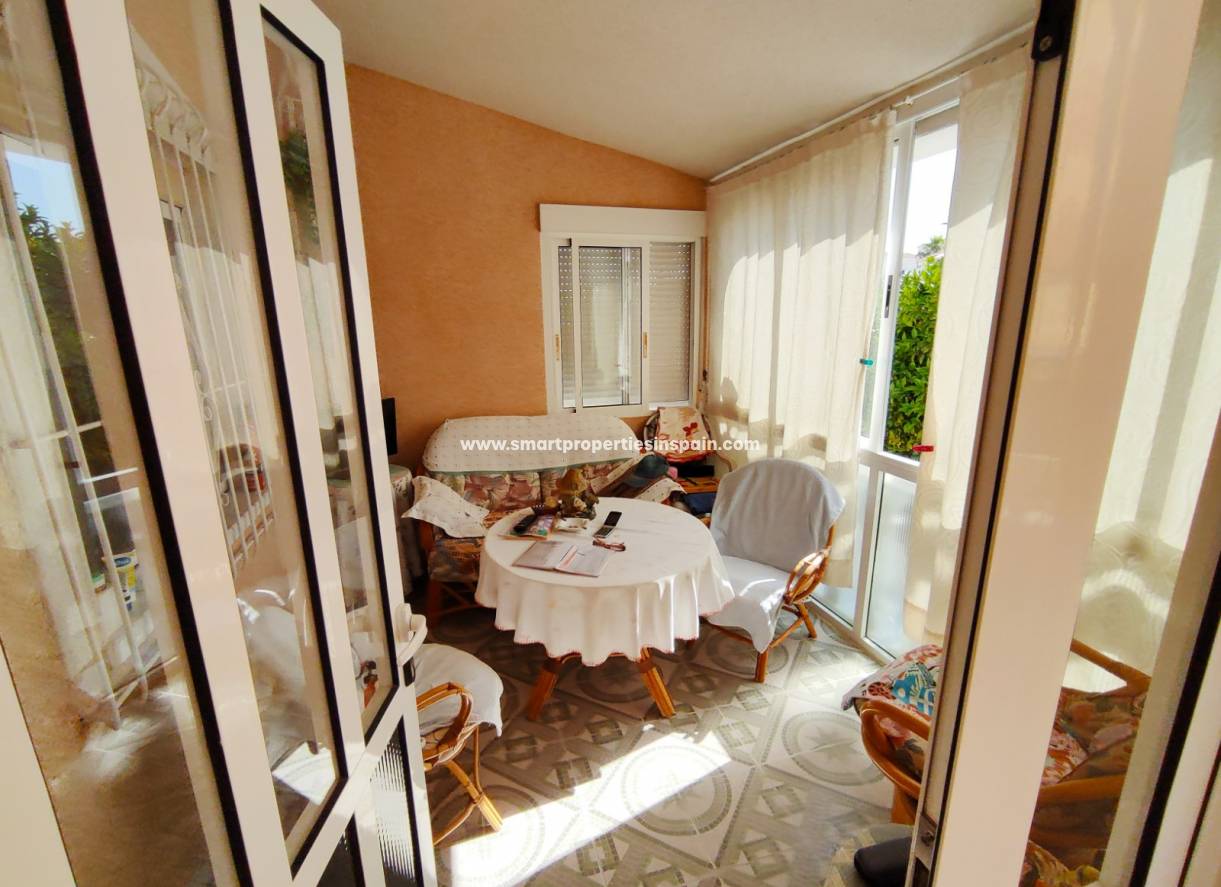 Wiederverkauf - Freistehendes Haus - La Marina - Urbanización La Marina