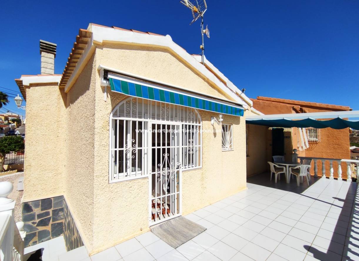Wiederverkauf - Freistehendes Haus - La Marina - Urbanización La Marina