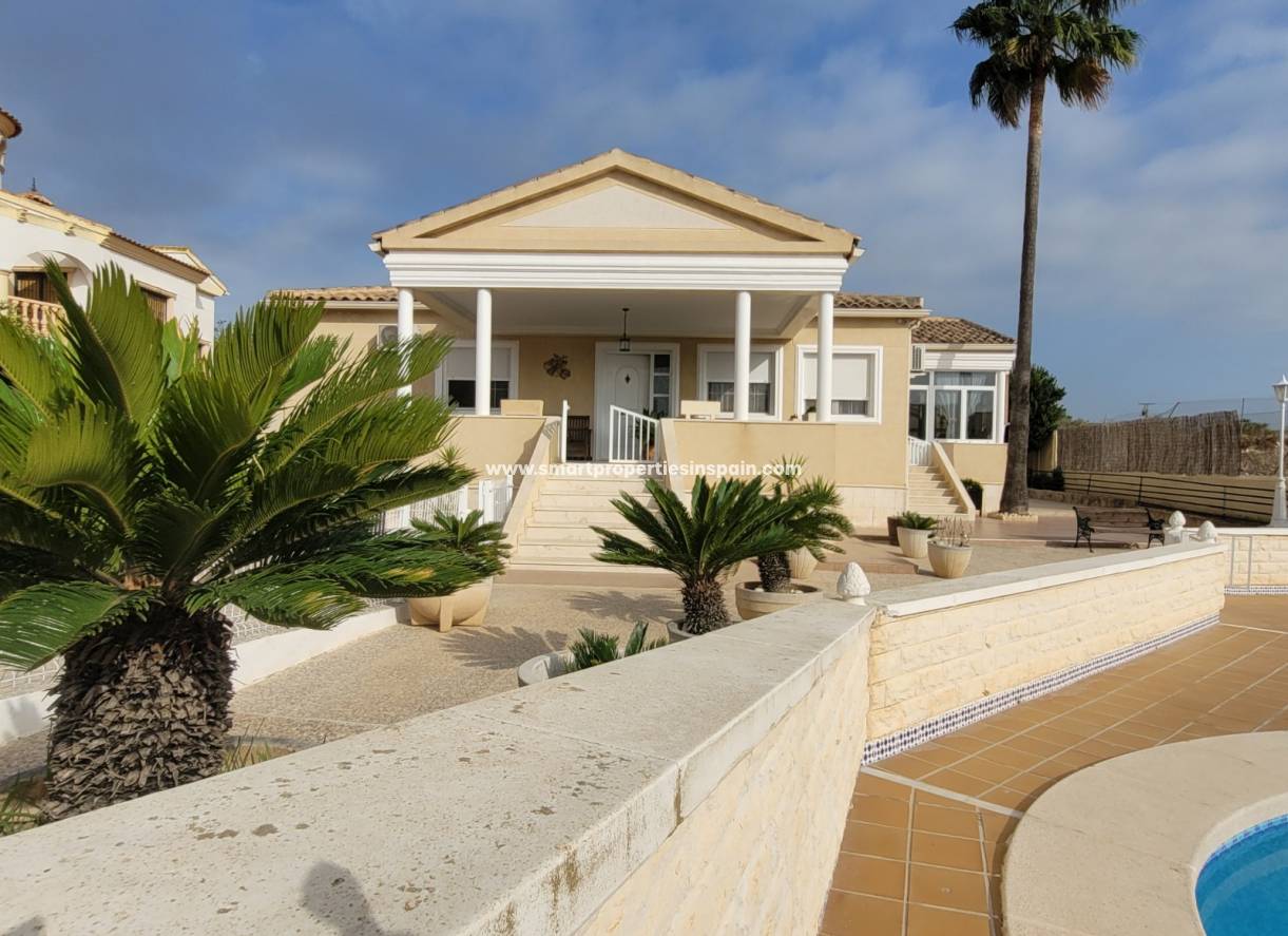Wiederverkauf - Freistehendes Haus - La Marina - Urbanización La Marina
