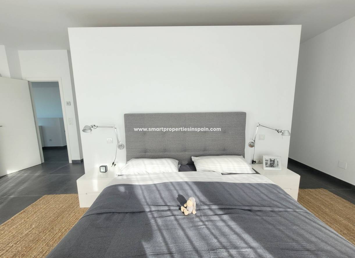 Wiederverkauf - Freistehendes Haus - La Marina - Urbanización La Marina
