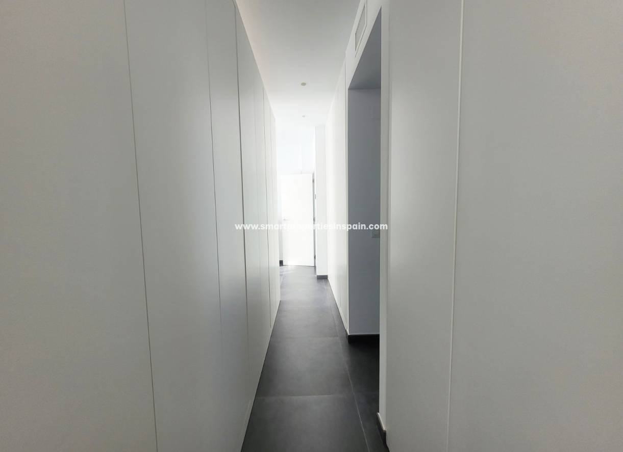 Wiederverkauf - Freistehendes Haus - La Marina - Urbanización La Marina