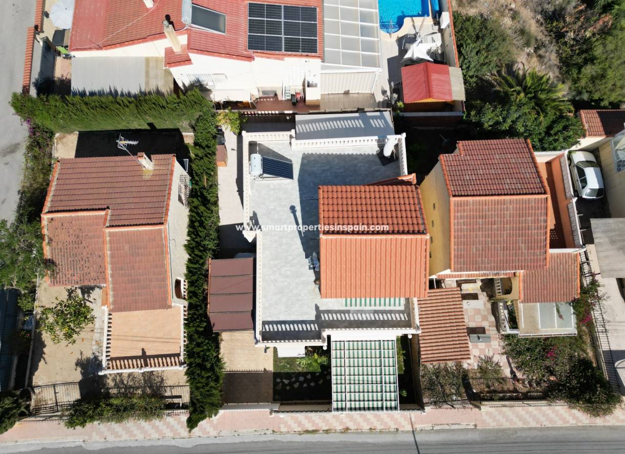 Wiederverkauf - Freistehendes Haus - La Marina - Urbanización La Marina