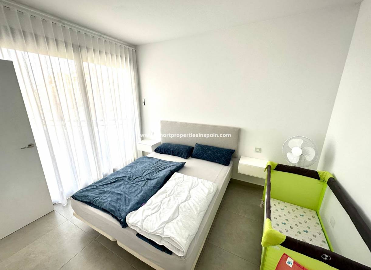 Wiederverkauf - Freistehendes Haus - La Marina - Urbanización La Marina