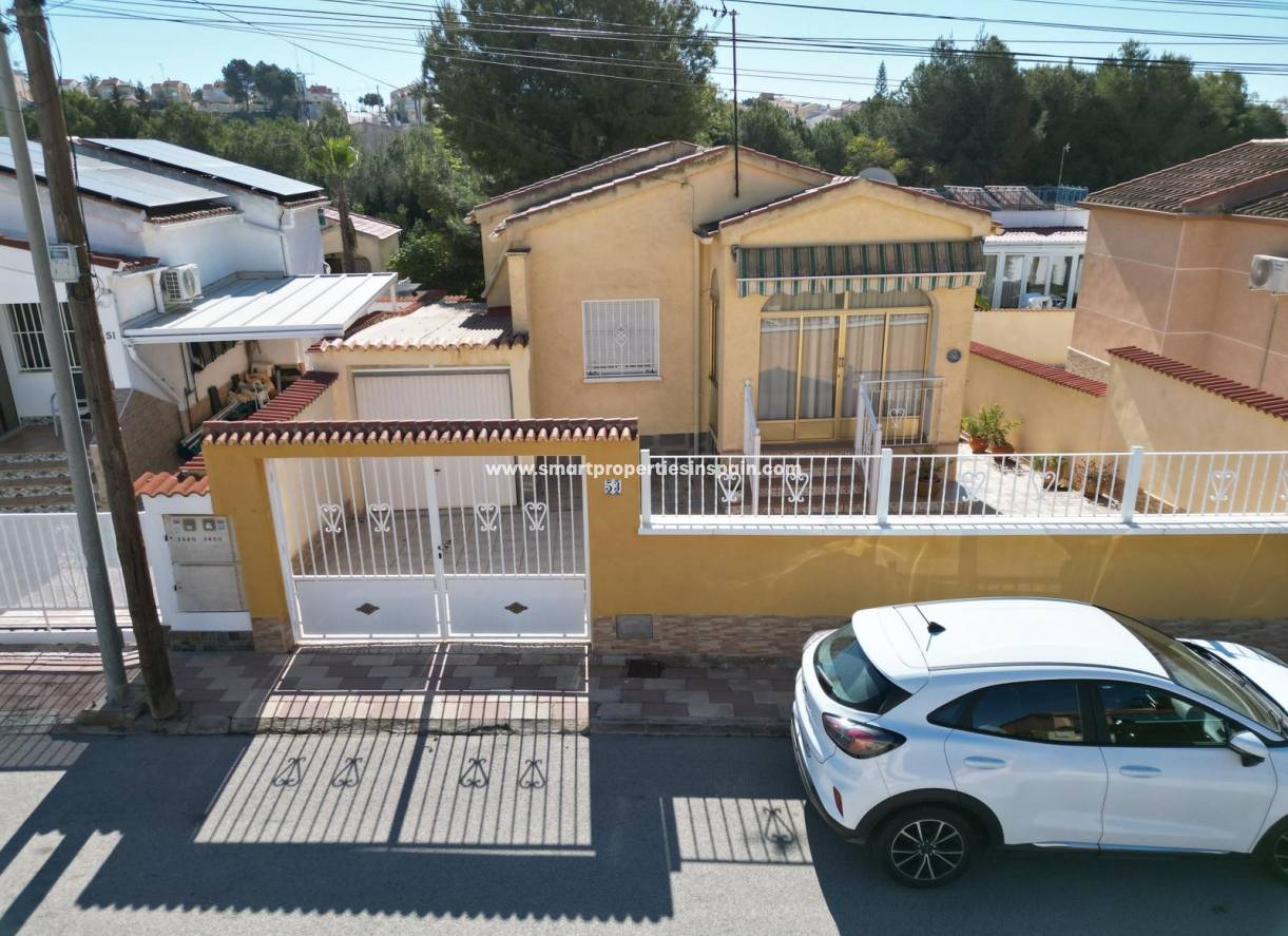 Wiederverkauf - Freistehendes Haus - La Marina - Urbanización La Marina
