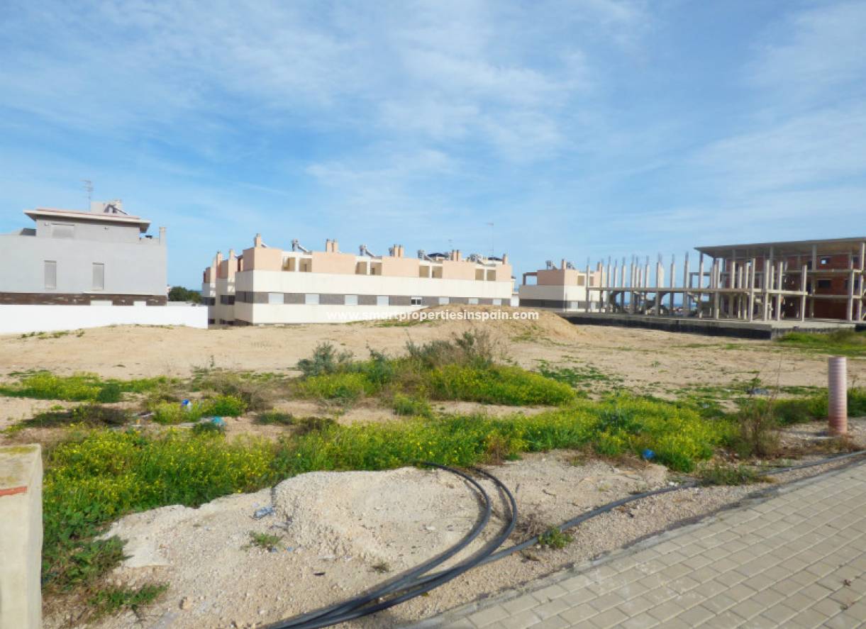 Wiederverkauf - Grundstuck - Guardamar  - Guardamar