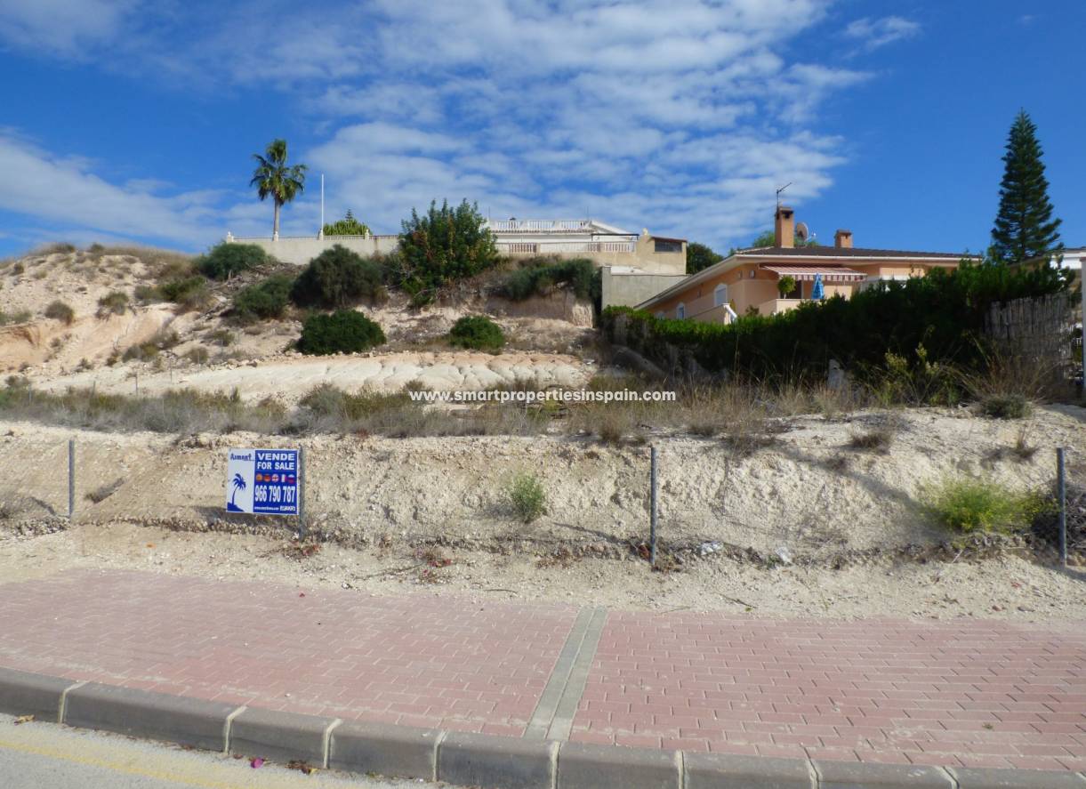 Wiederverkauf - Grundstuck - La Marina - Urbanización La Marina