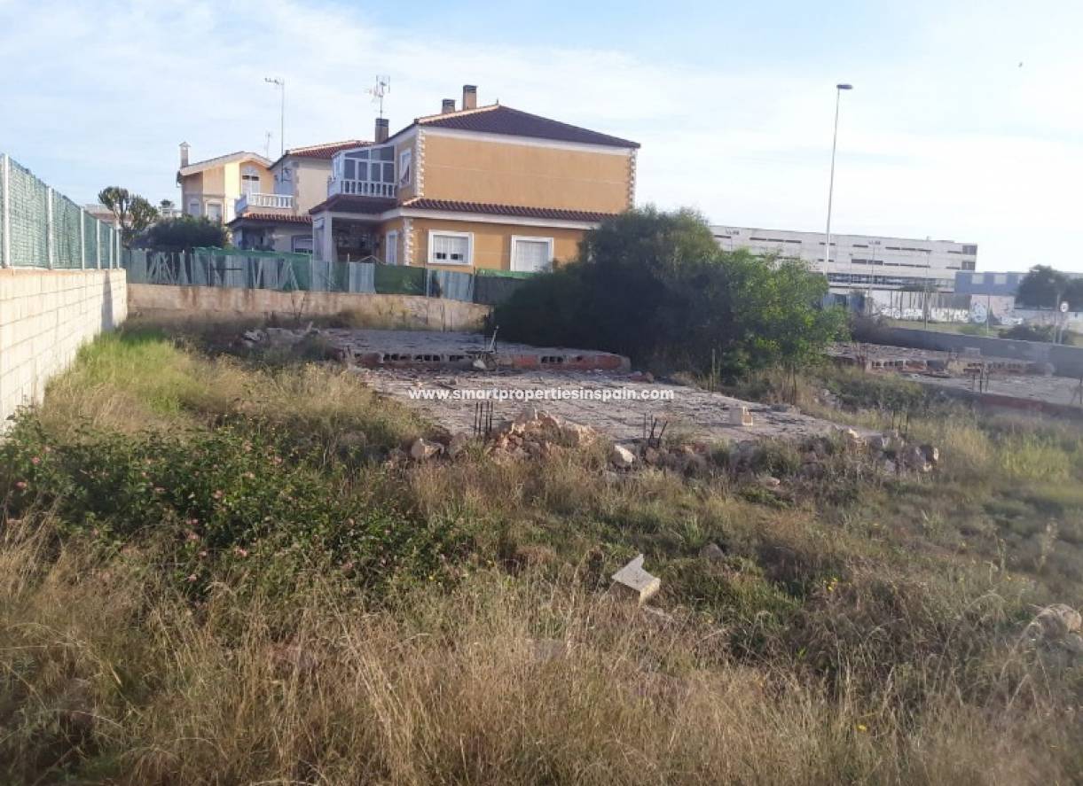 Wiederverkauf - Grundstuck - Torrevieja