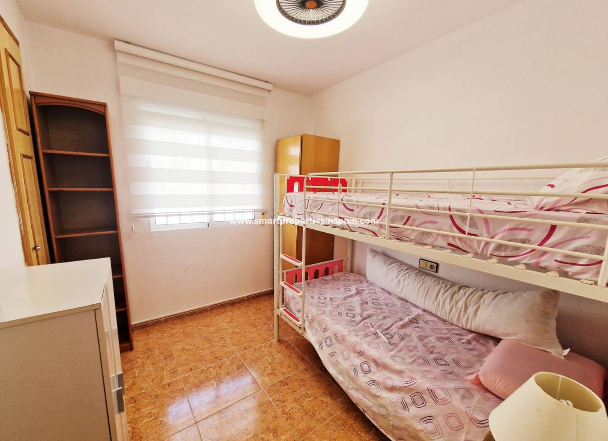 Wiederverkauf - Quad Villa - La Marina - Urbanización La Marina