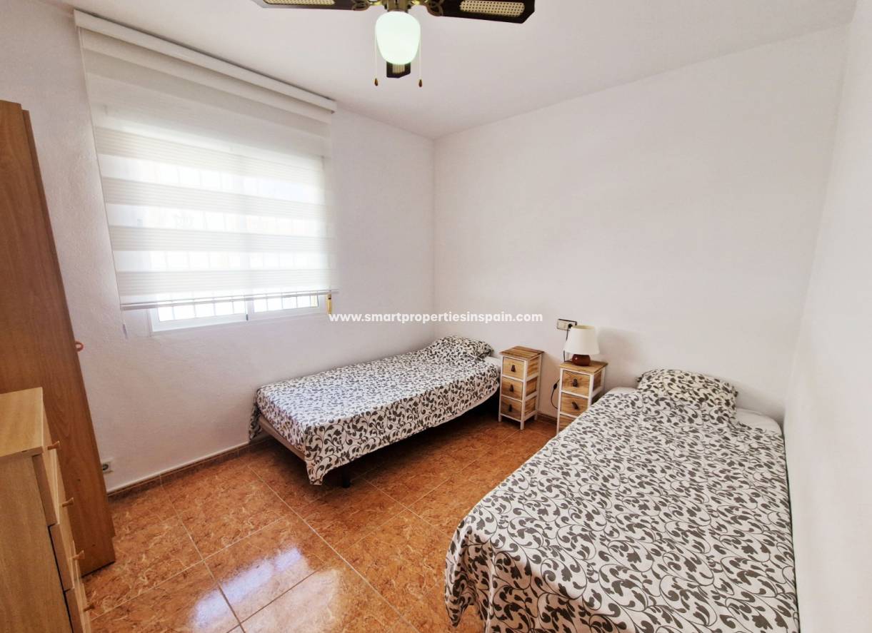 Wiederverkauf - Quad Villa - La Marina - Urbanización La Marina