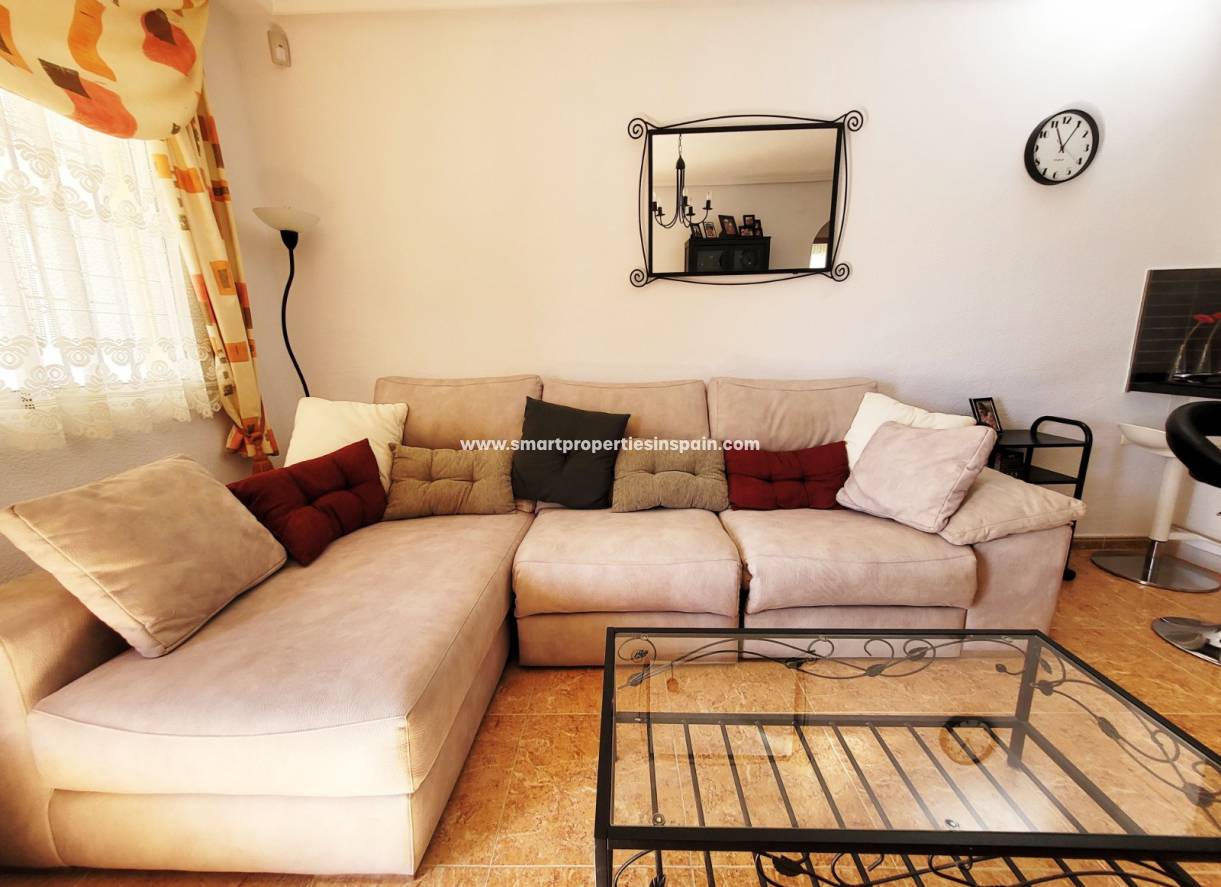 Wiederverkauf - Quad Villa - La Marina - Urbanización La Marina