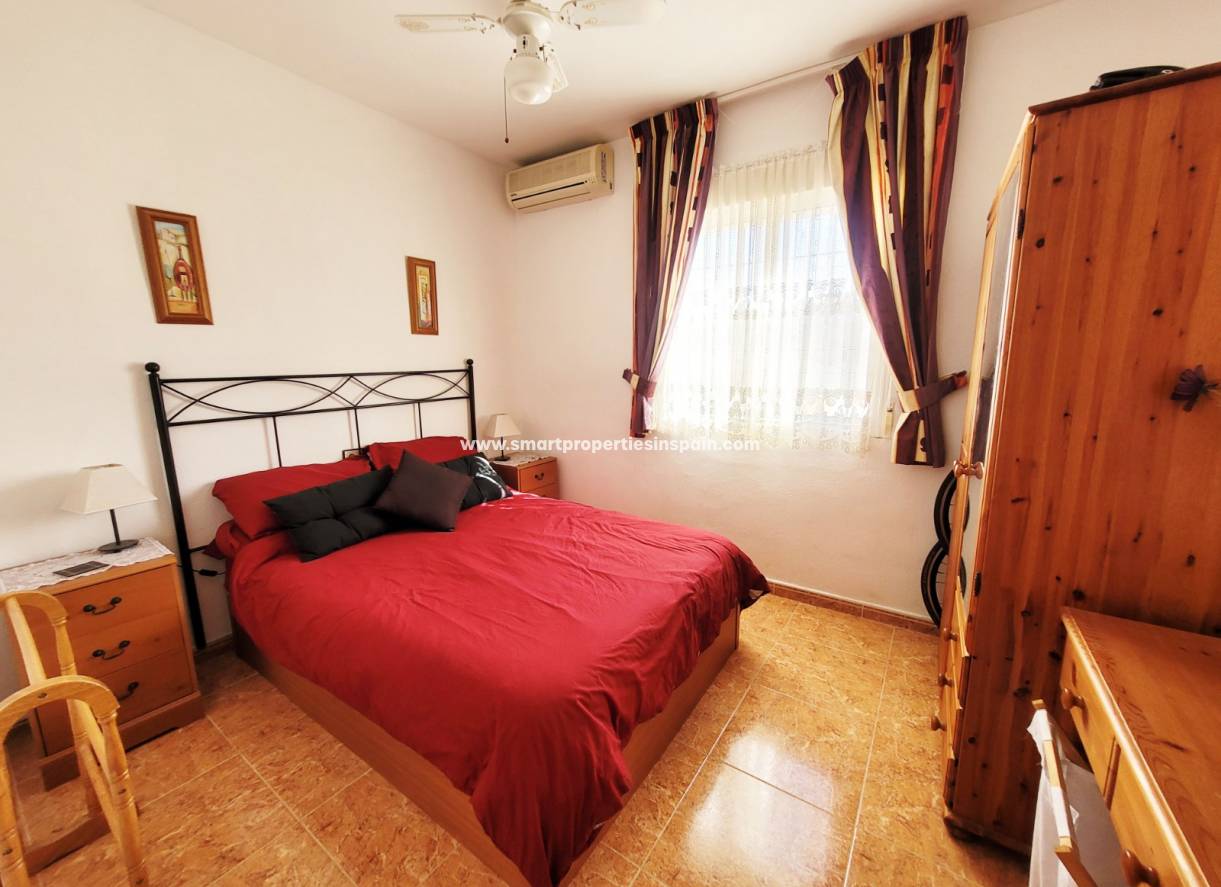Wiederverkauf - Quad Villa - La Marina - Urbanización La Marina