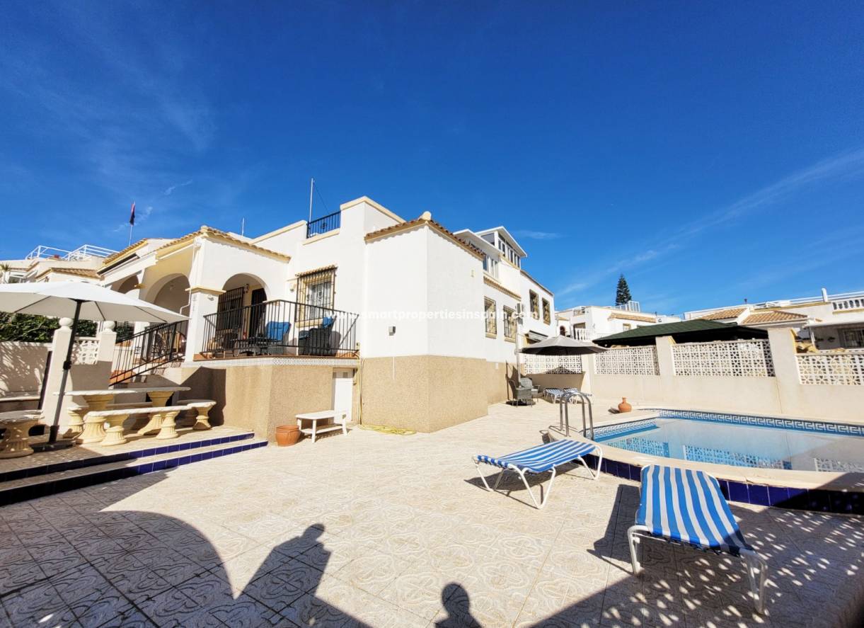 Wiederverkauf - Quad Villa - La Marina - Urbanización La Marina