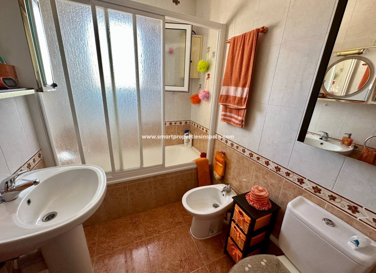 Wiederverkauf - Quad Villa - La Marina - Urbanización La Marina
