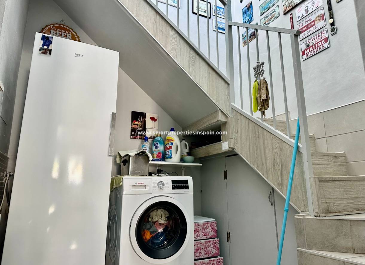 Wiederverkauf - Quad Villa - La Marina - Urbanización La Marina