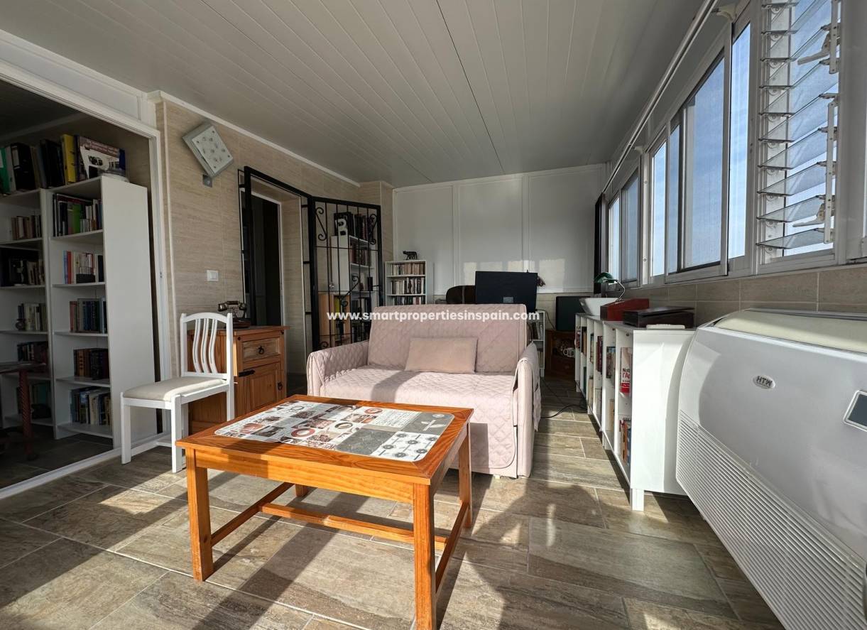 Wiederverkauf - Quad Villa - La Marina - Urbanización La Marina