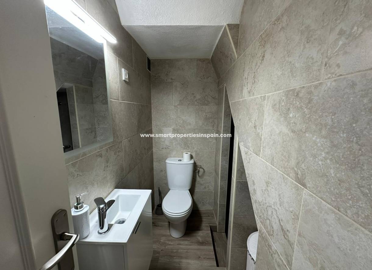 Wiederverkauf - Quad Villa - La Marina - Urbanización La Marina