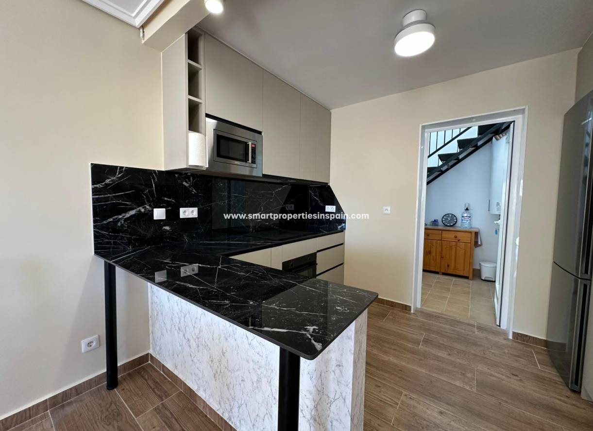 Wiederverkauf - Quad Villa - La Marina - Urbanización La Marina