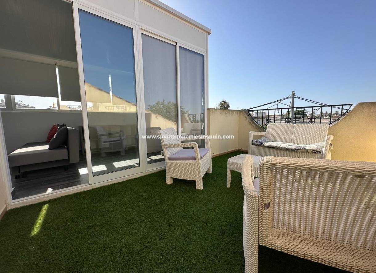 Wiederverkauf - Quad Villa - La Marina - Urbanización La Marina