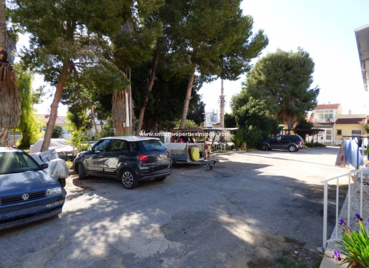 Wiederverkauf - Reihenhaus - La Marina - Urbanización La Marina