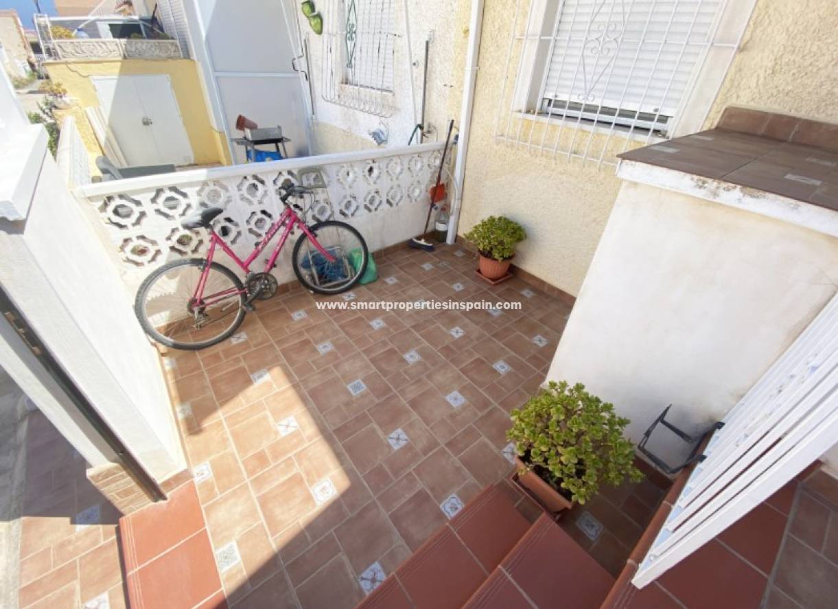 Wiederverkauf - Reihenhaus - La Marina - Urbanización La Marina