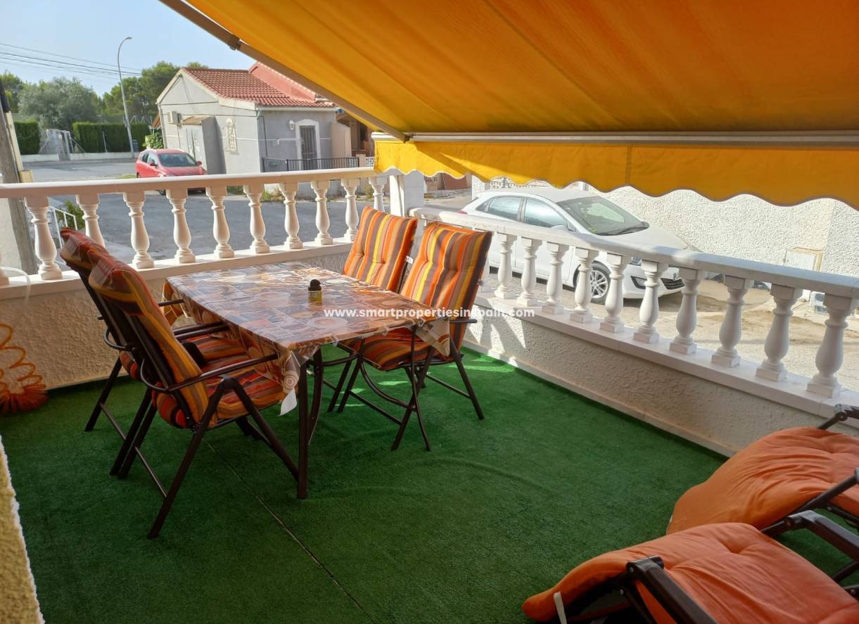Wiederverkauf - Reihenhaus - La Marina - Urbanización La Marina