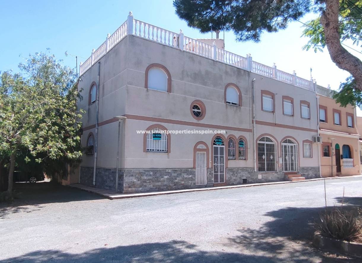 Wiederverkauf - Reihenhaus - La Marina - Urbanización La Marina