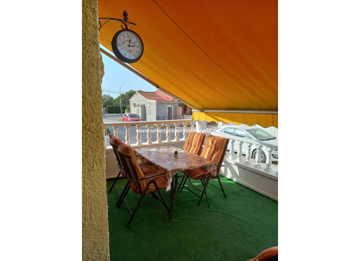 Wiederverkauf - Reihenhaus - La Marina - Urbanización La Marina
