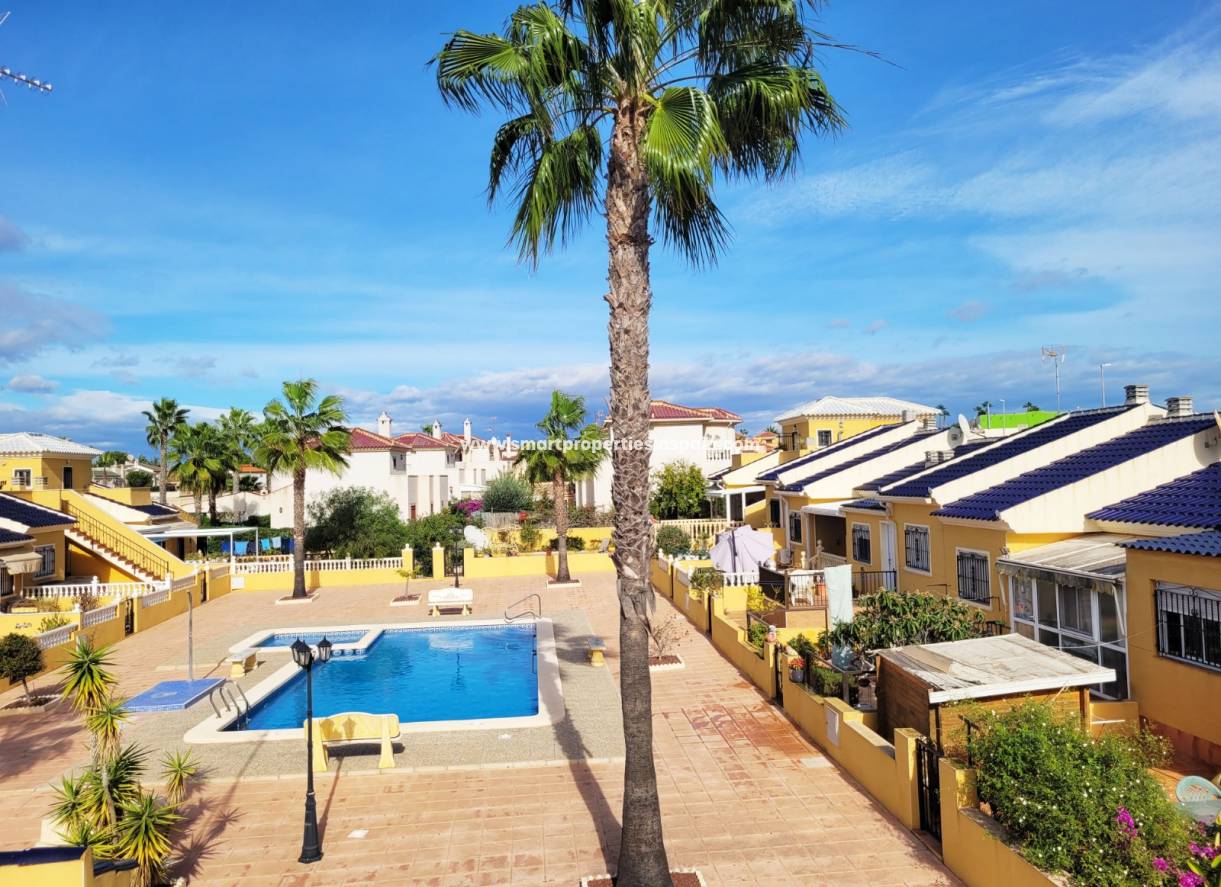 Wiederverkauf - Reihenhaus - La Marina - Urbanización La Marina