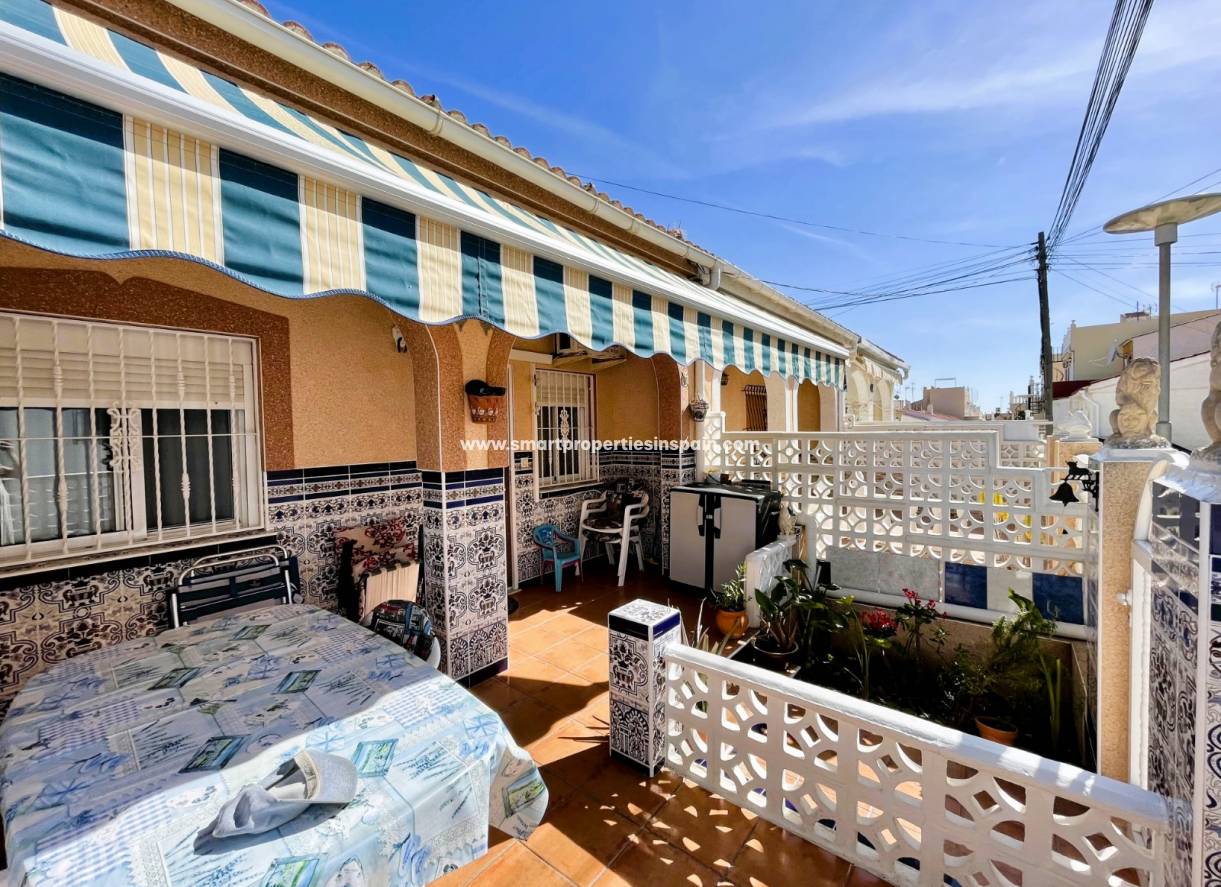 Wiederverkauf - Reihenhaus - La Marina - Urbanización La Marina