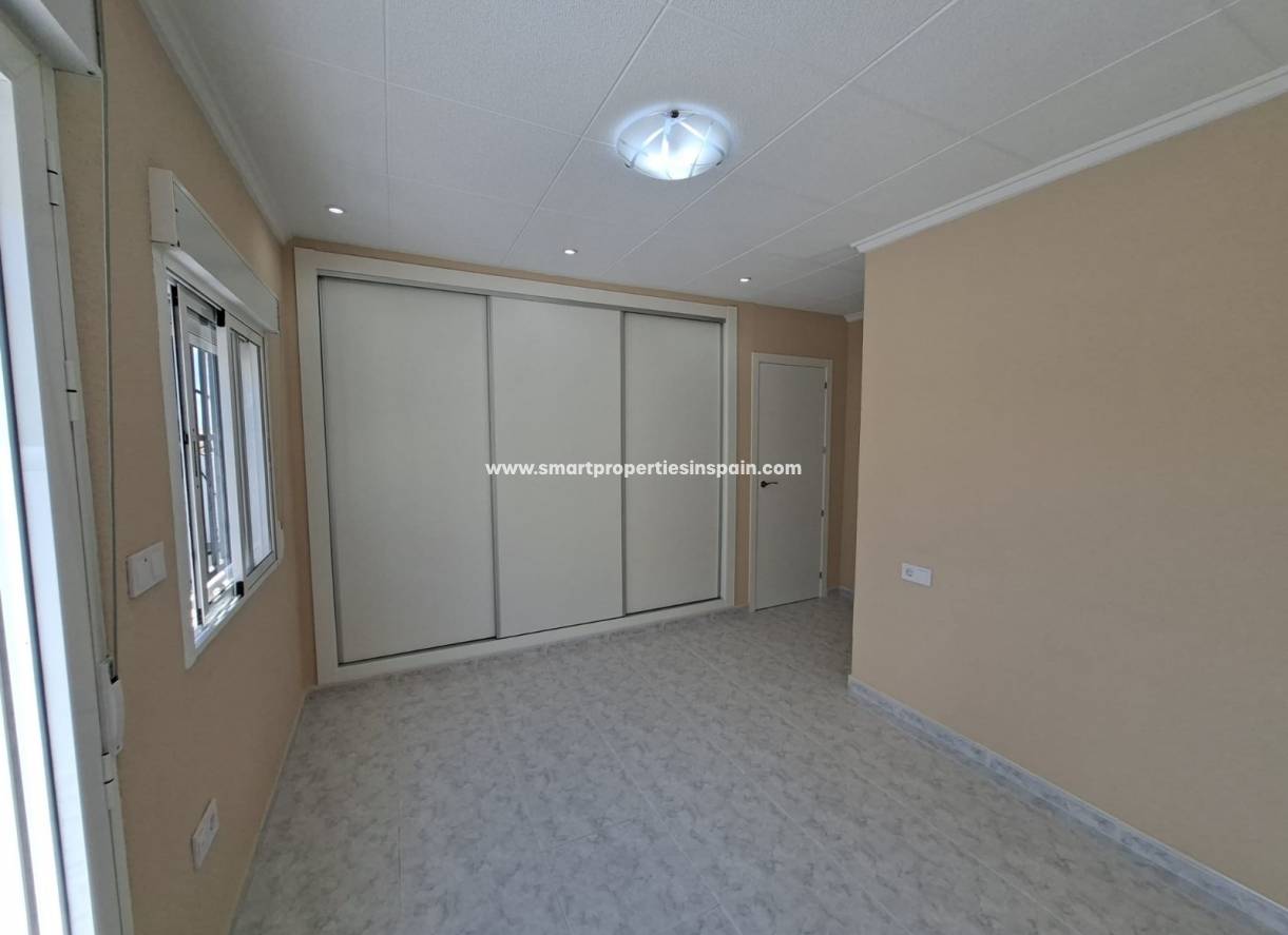 Wiederverkauf - Reihenhaus - La Marina - Urbanización La Marina