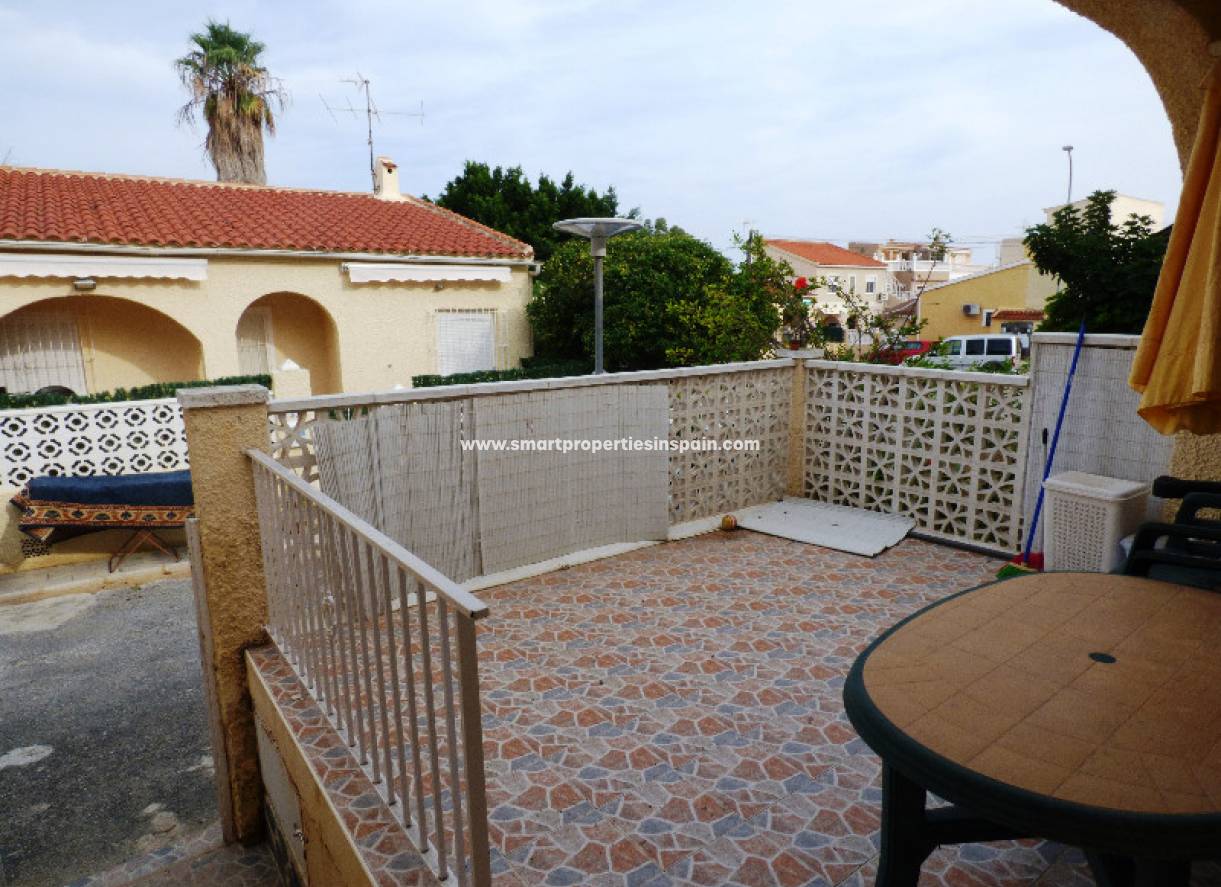 Wiederverkauf - Reihenhaus - La Marina - Urbanización La Marina