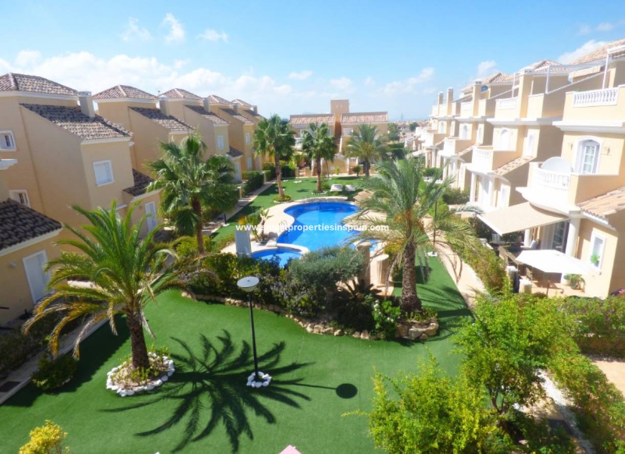 Wiederverkauf - Semi Detached Villa - La Marina - Urbanización La Marina