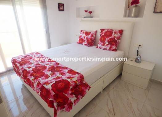 Wiederverkauf - Semi Detached Villa - La Marina - Urbanización La Marina
