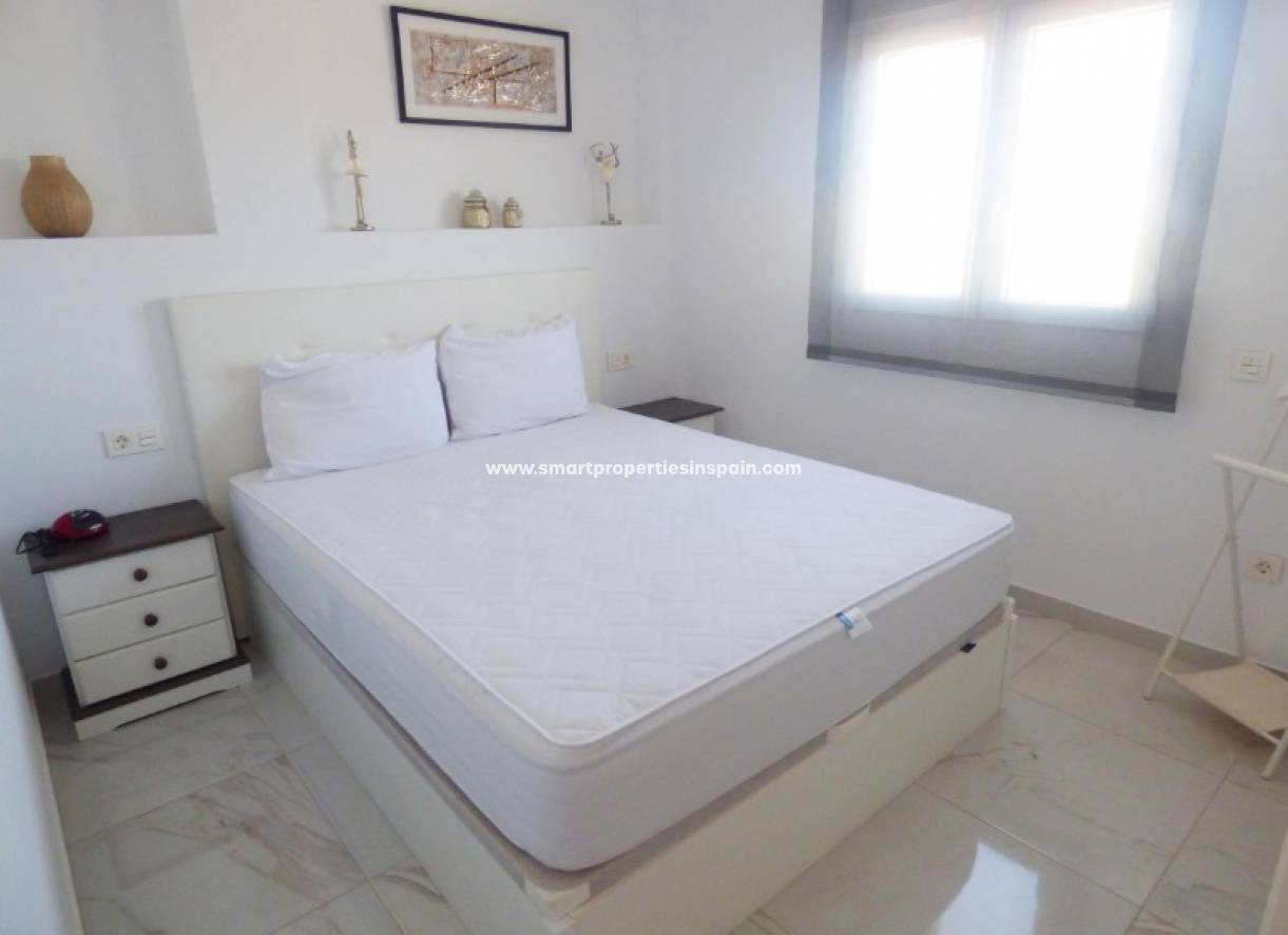 Wiederverkauf - Semi Detached Villa - La Marina - Urbanización La Marina