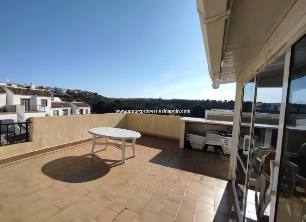 Wiederverkauf - Semi Detached Villa - La Marina - Urbanización La Marina