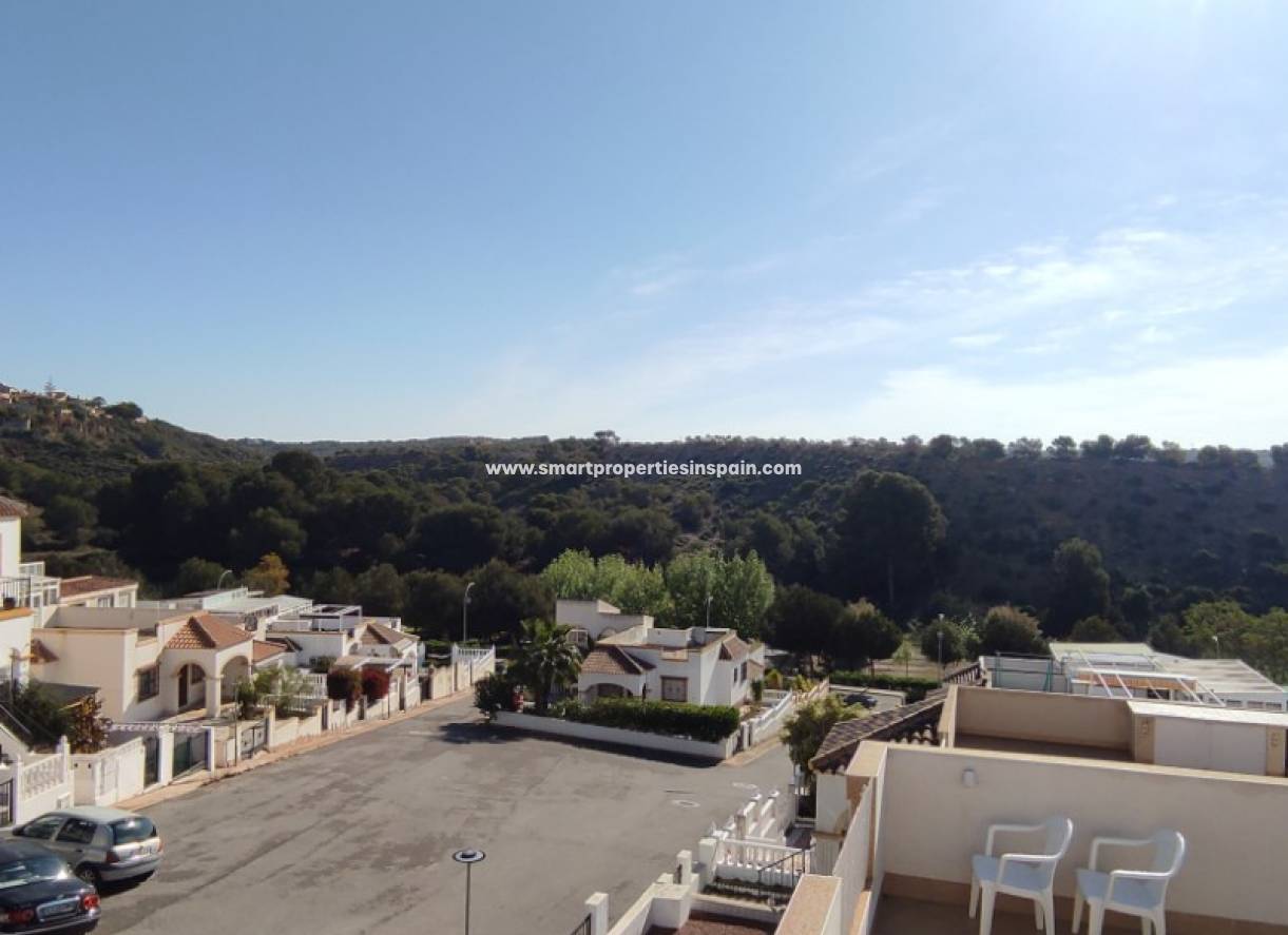 Wiederverkauf - Semi Detached Villa - La Marina - Urbanización La Marina