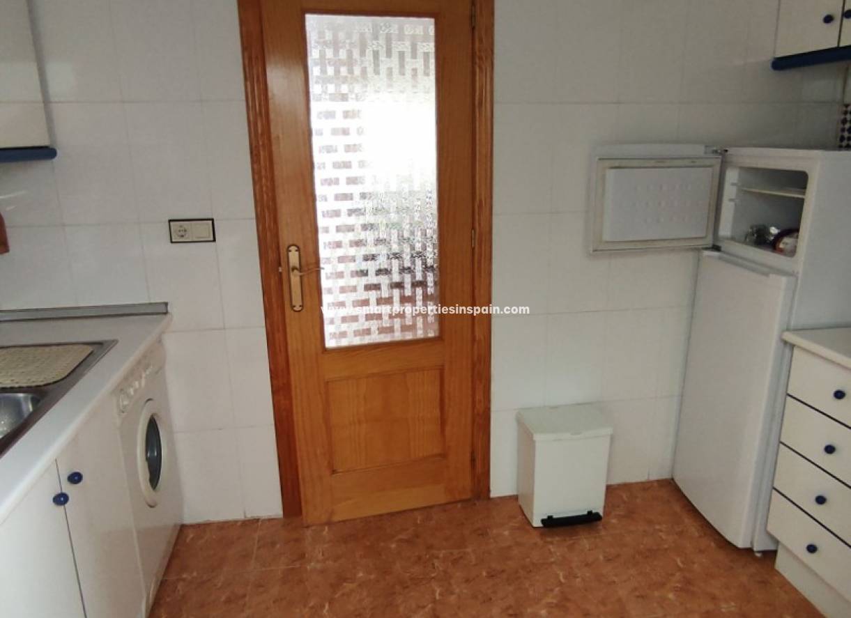 Wiederverkauf - Semi Detached Villa - La Marina - Urbanización La Marina
