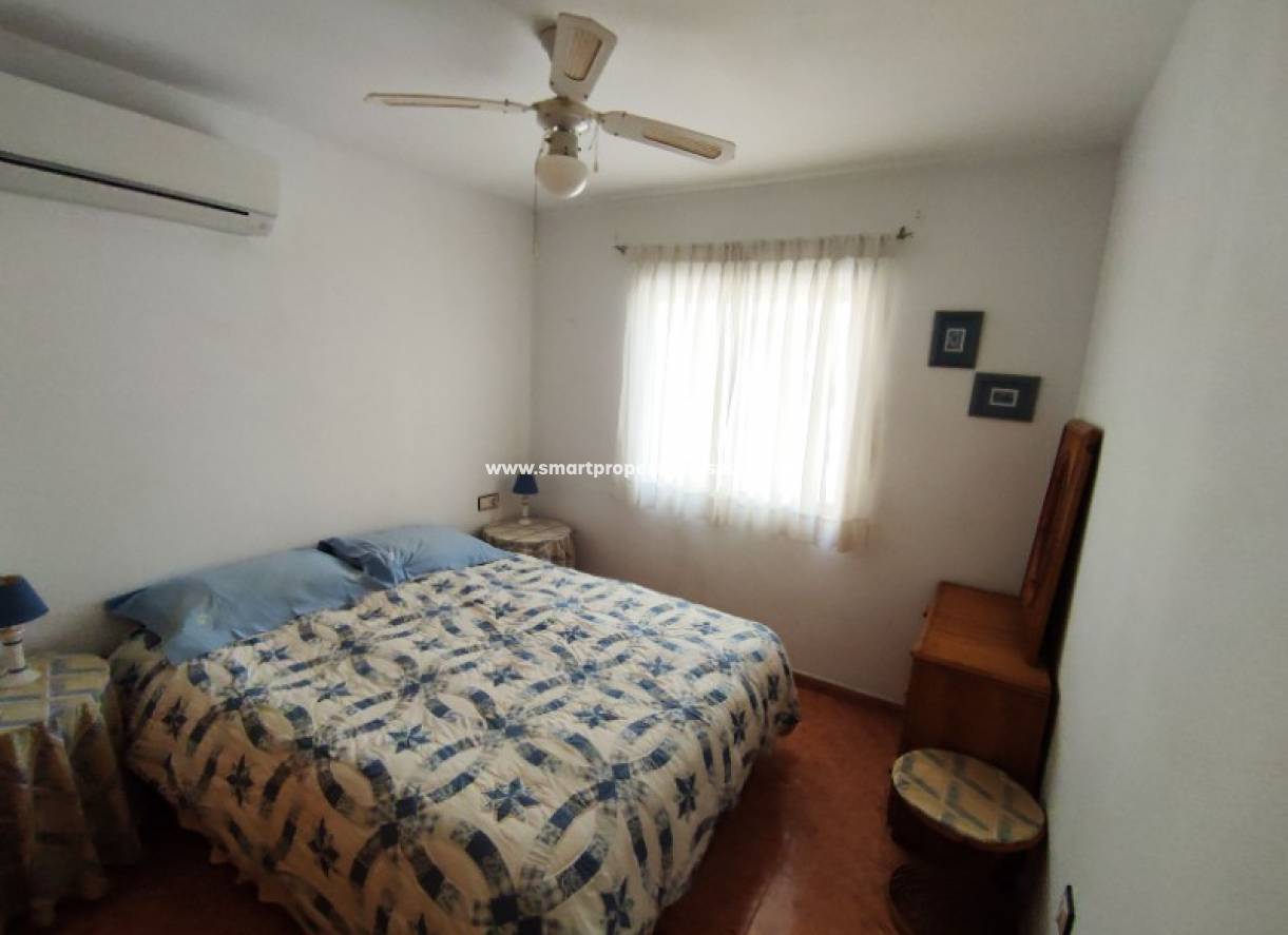 Wiederverkauf - Semi Detached Villa - La Marina - Urbanización La Marina